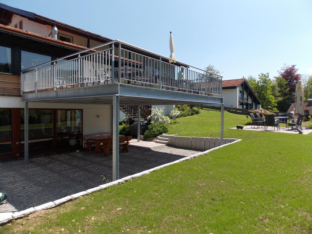Hotel Landhaus Staufenblick Oberstaufen Dış mekan fotoğraf