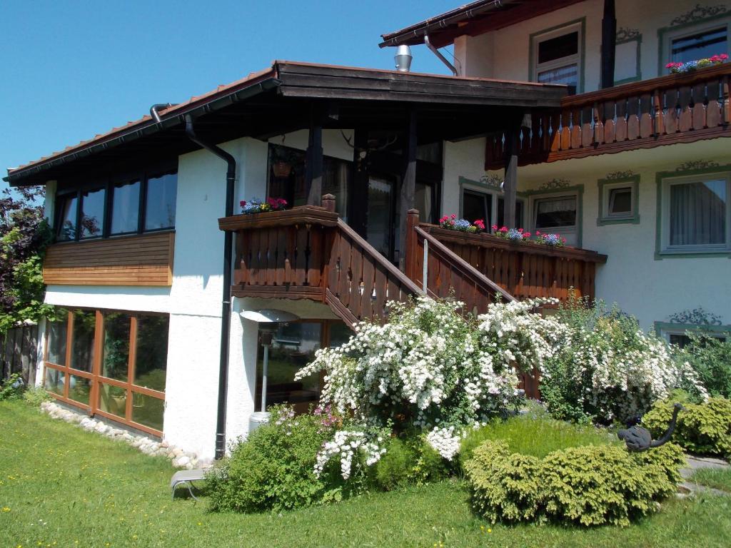Hotel Landhaus Staufenblick Oberstaufen Dış mekan fotoğraf